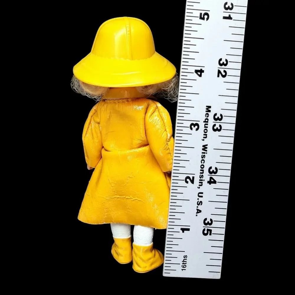 Vtg Madame Alexander It’s Raining Doll 5 in Blonde Blue Sleep Eyes Yellow Duck
